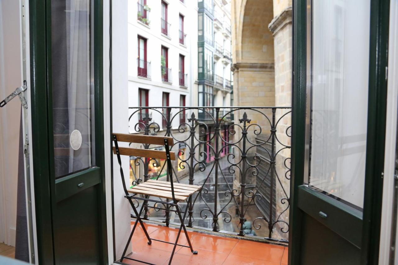 Piso Reformado Frente A La Catedral Apartment Bilbao Exterior photo